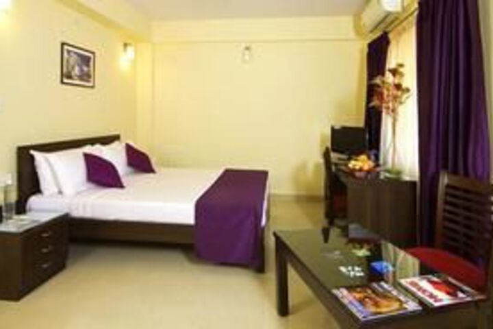 Room 14 of 21
