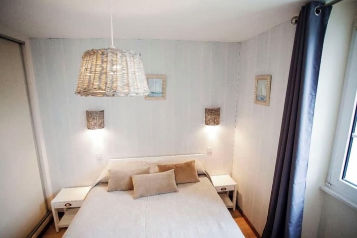 Room 64 of 74