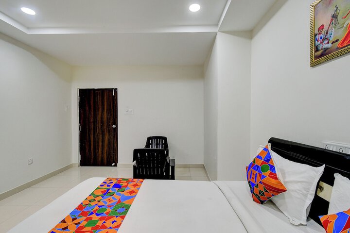 Room 20 of 32