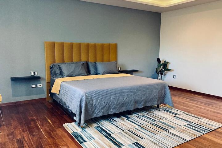Room 7 of 45