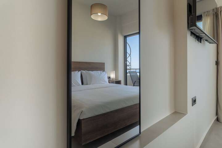 Room 19 of 78