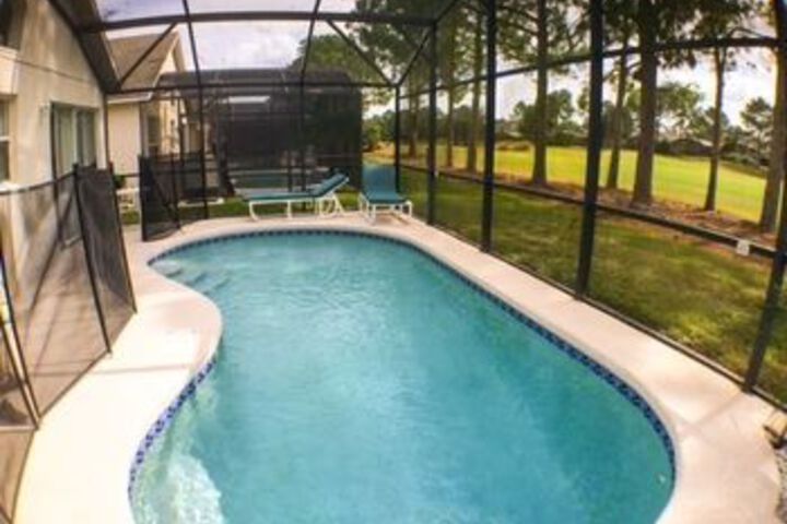 Pool 15 of 18