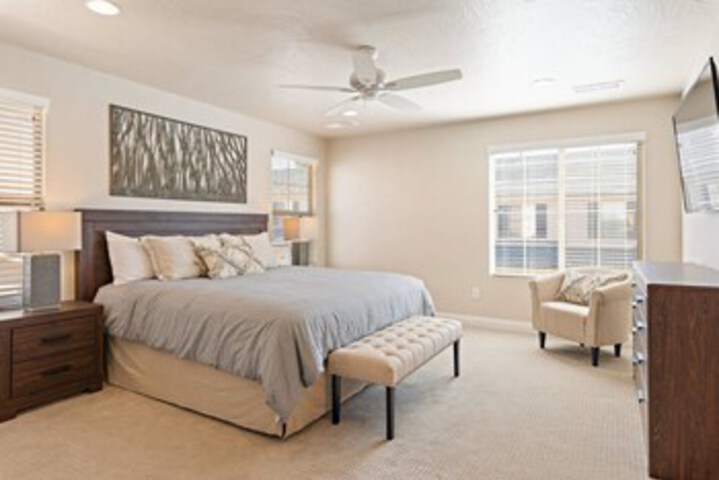 Room 40 of 48
