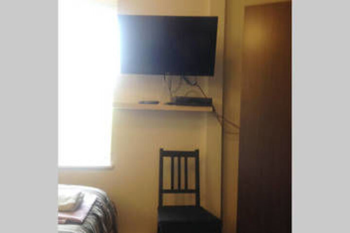 Room 25 of 33