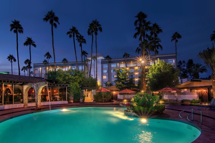 Hotel 60 of 61