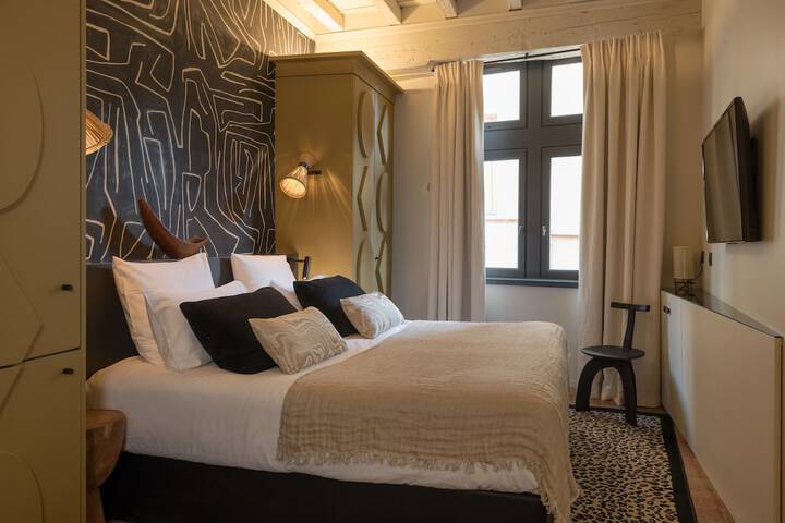 Room 54 of 285