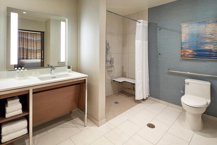 Bathroom shower
