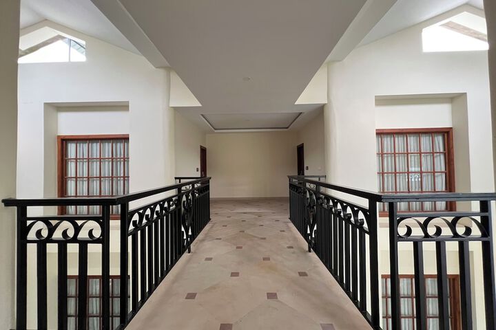 Hotel Interior 4 of 181