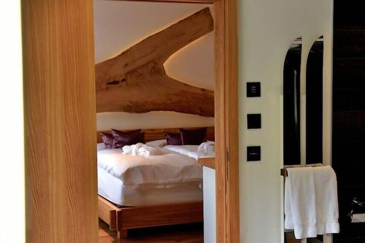 Room 37 of 113