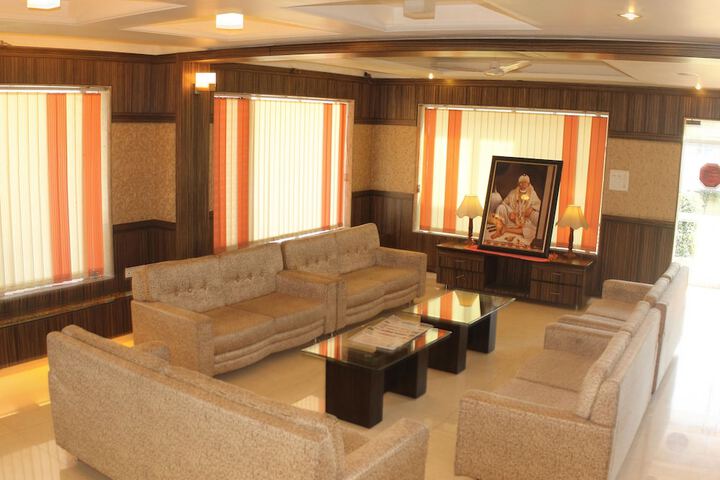 Hotel Interior 11 of 64