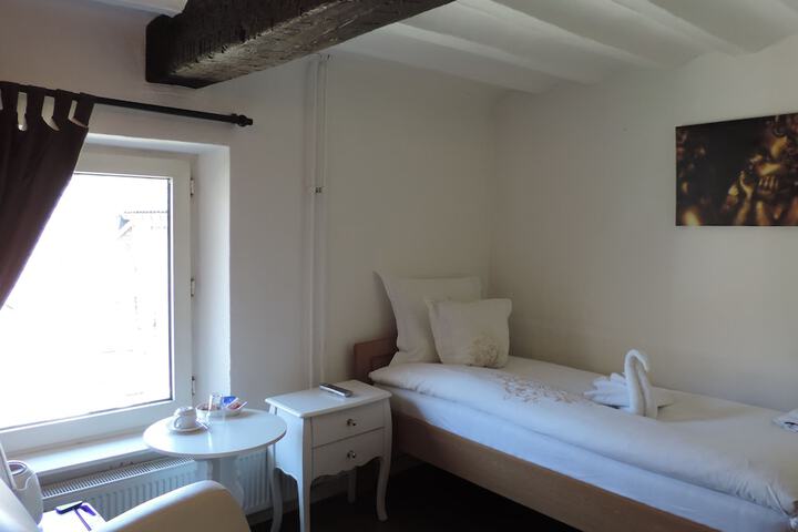 Room 9 of 57