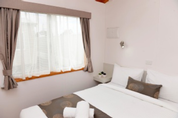 Room 190 of 324