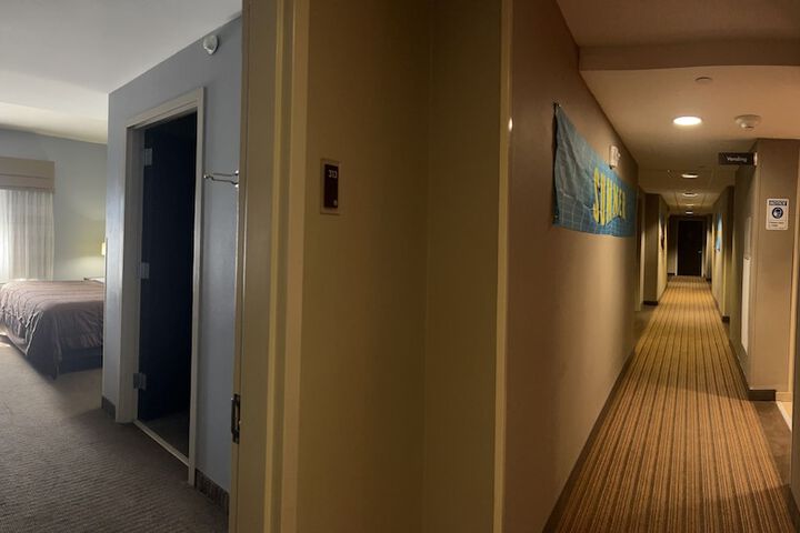 Room 26 of 64