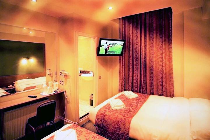 Suite Room