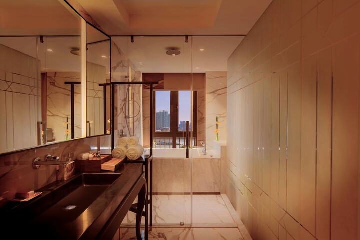 Bath Photo