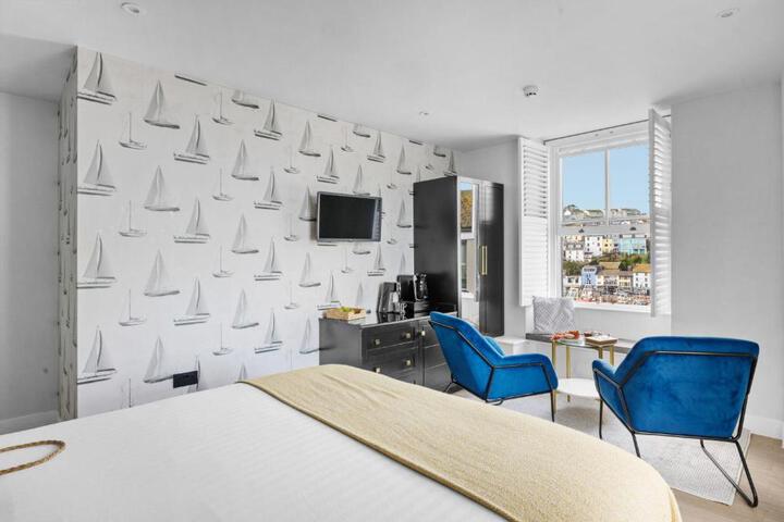 Golden Vanity Suite - Sea View - Free Wi-Fi