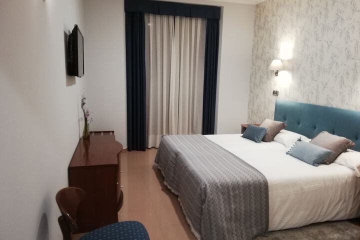 Room 26 of 74