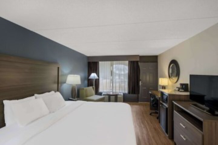 Room 22 of 45