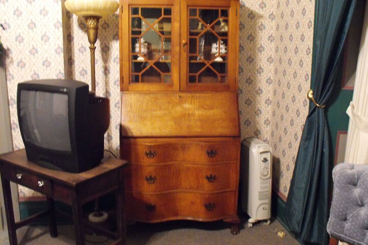 Room 16 of 36