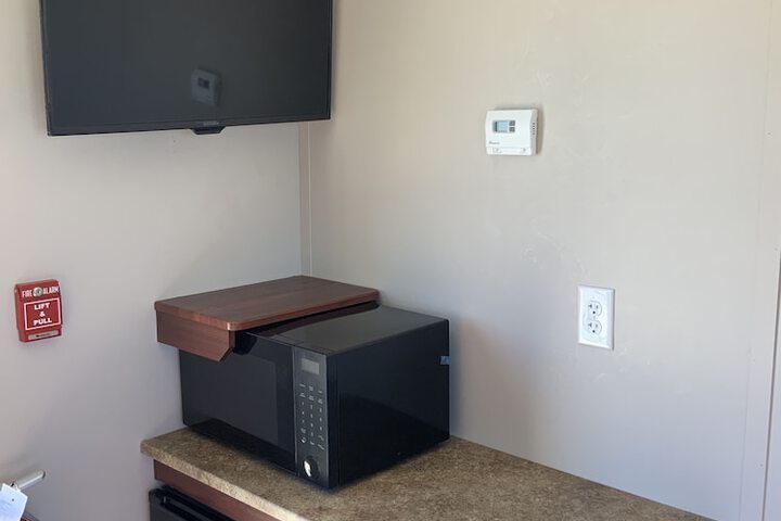 Room 6 of 12