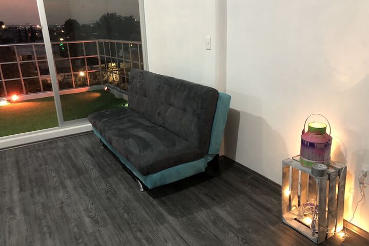 Room 19 of 32