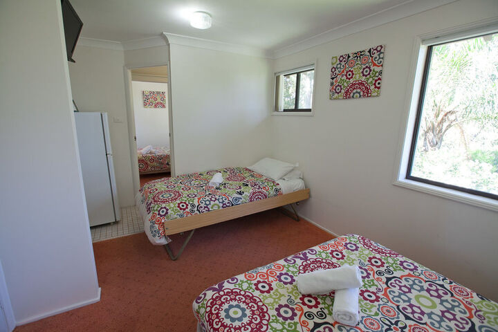 Room 12 of 177