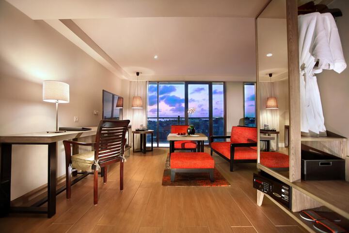 Room 5 of 46