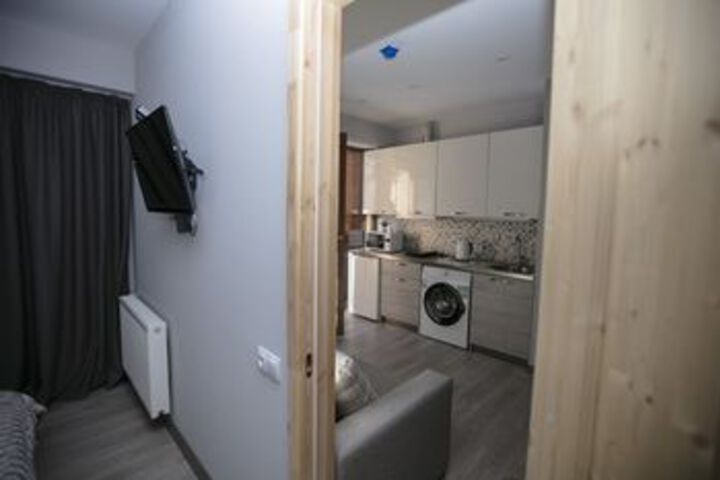 Room 18 of 43
