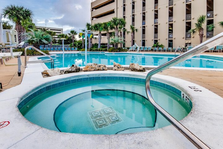 Pool 101 of 142