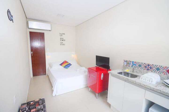 Room 6 of 43