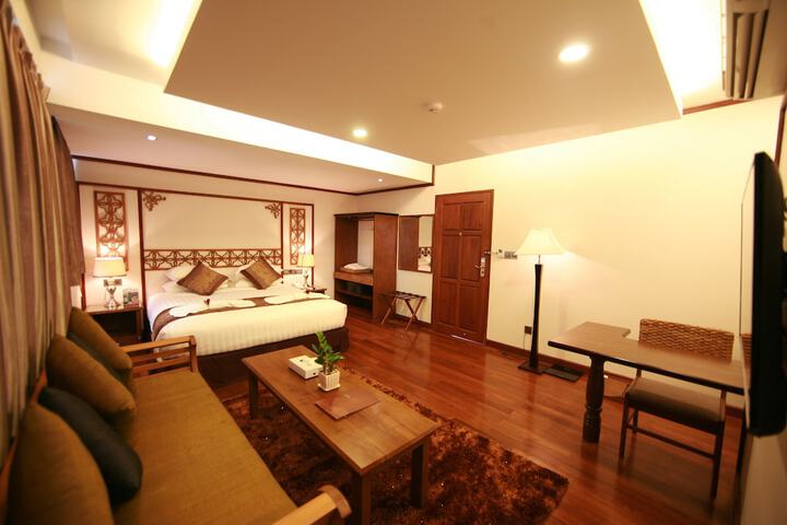Room 9 of 45
