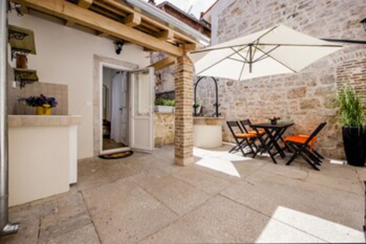 Terrace/Patio 300 of 306