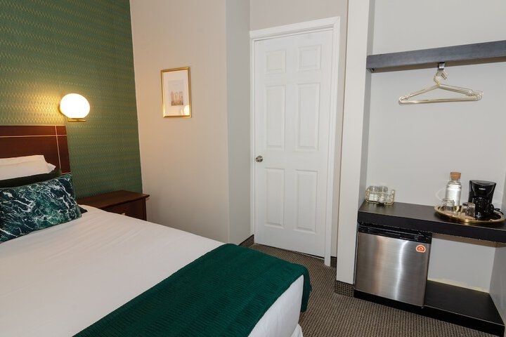 Room 55 of 87