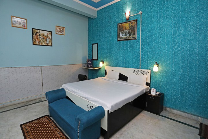 Room 11 of 22