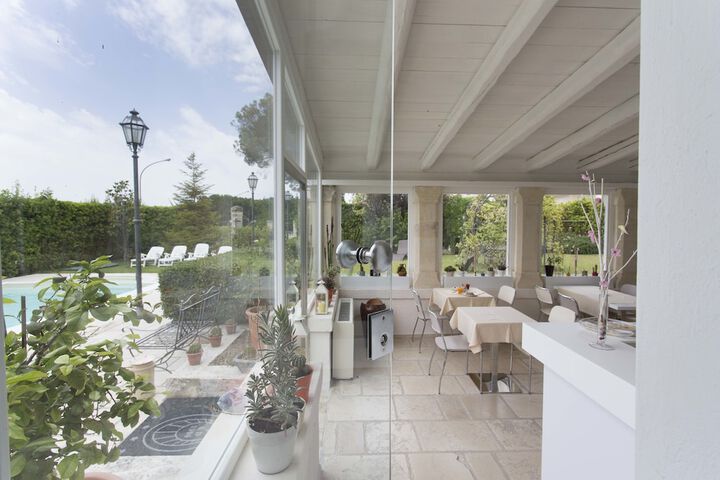 Terrace/Patio 70 of 71