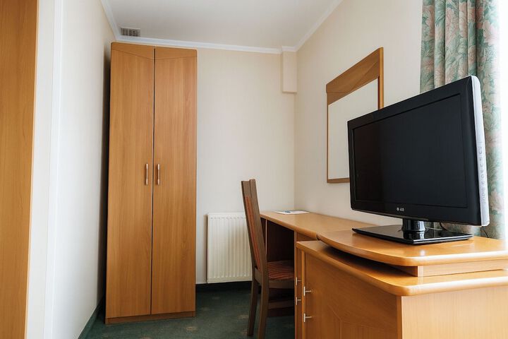 Room 26 of 81