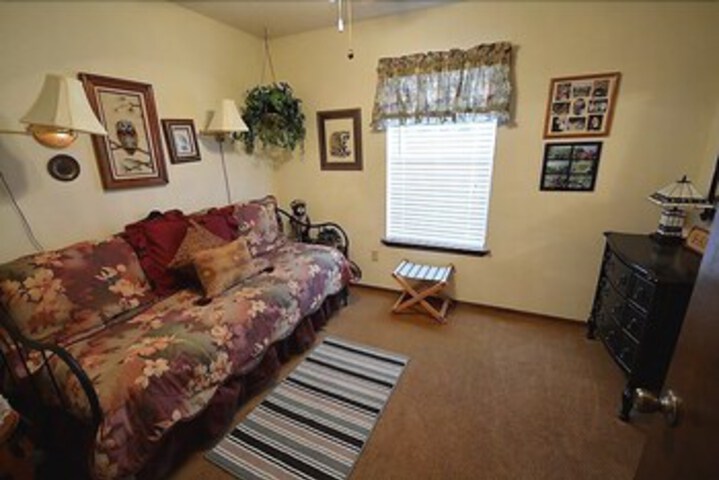Room 7 of 13
