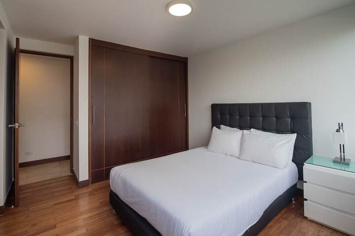 Room 27 of 184