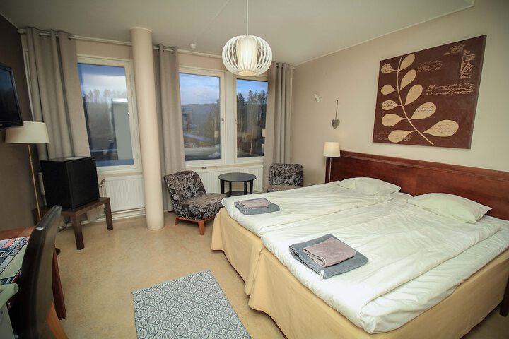 Room 17 of 48