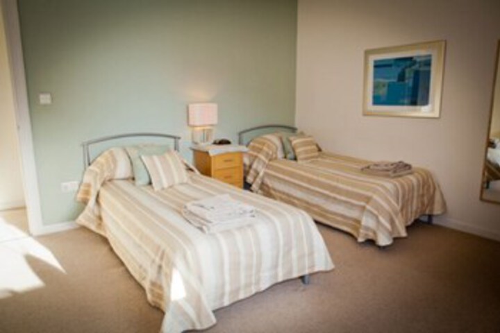 Room 47 of 60