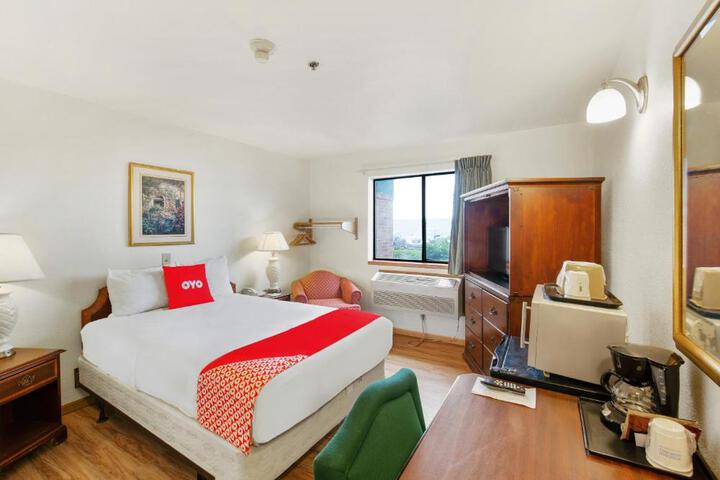 2 Double Beds (6 of 20)