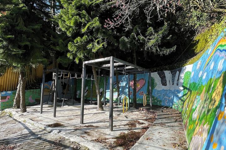 Property Grounds 27 of 33