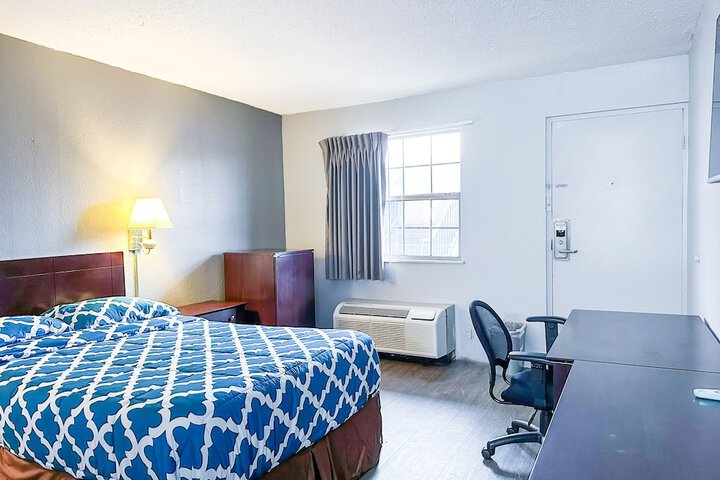 Room 21 of 58
