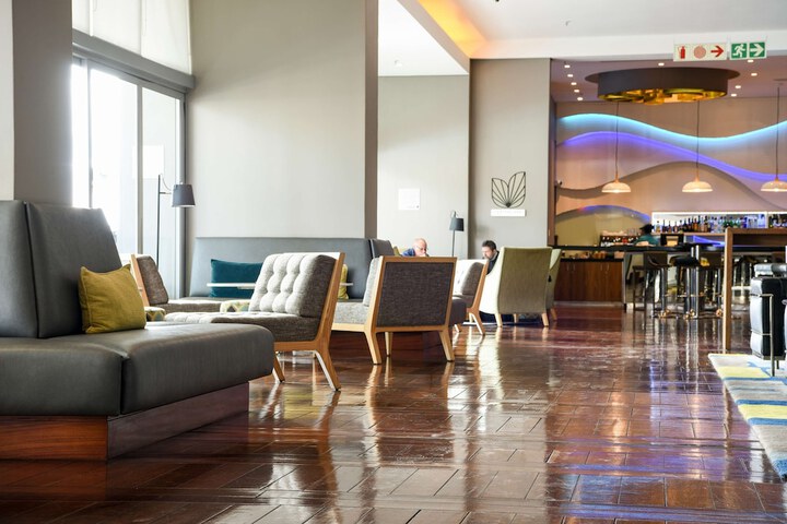 Hotel Interior 5 of 148