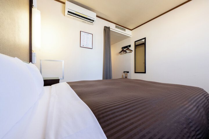 Room 17 of 67