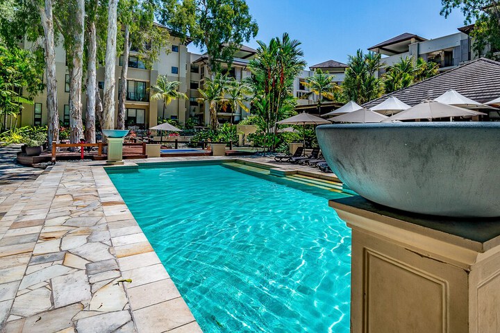 Pool 20 of 47