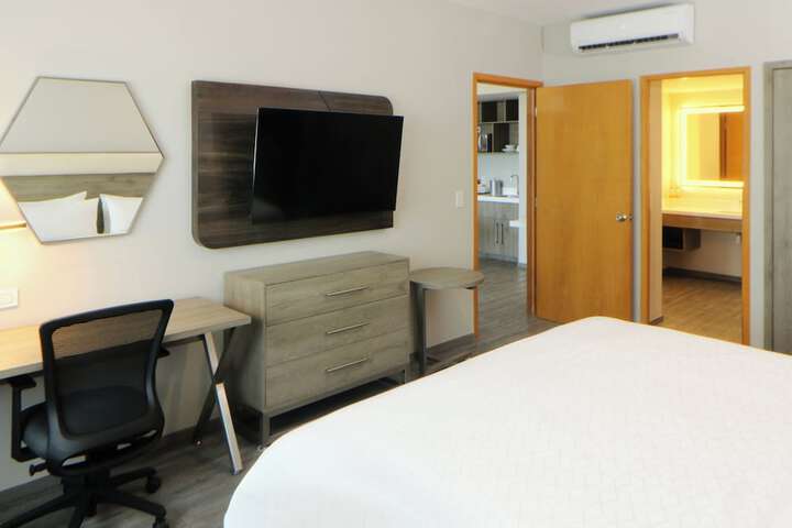 Room 15 of 70