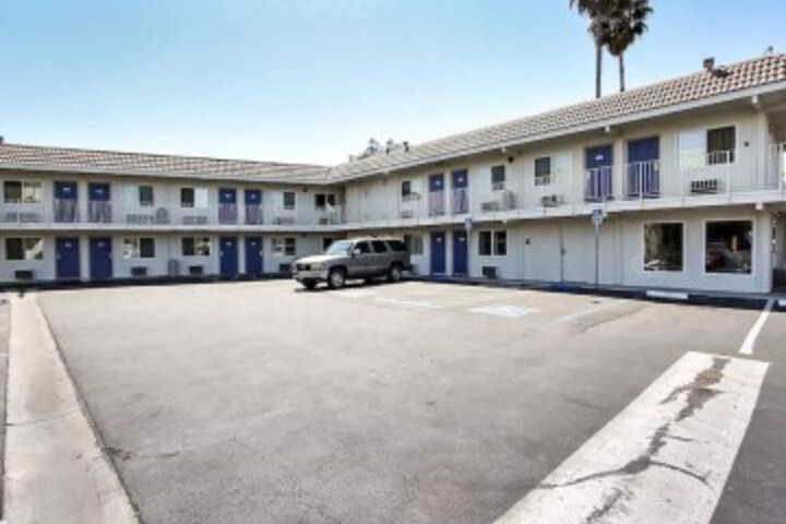 Property Grounds 17 of 27