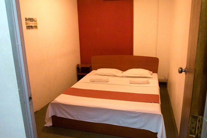 Room 16 of 29