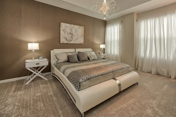 Room 3 of 43
